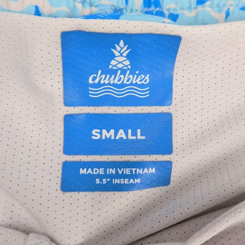 Chubbies Mens Blue Shark Print Swim Trunks 5.5 Inseam Small Elastic Waist Shorts
